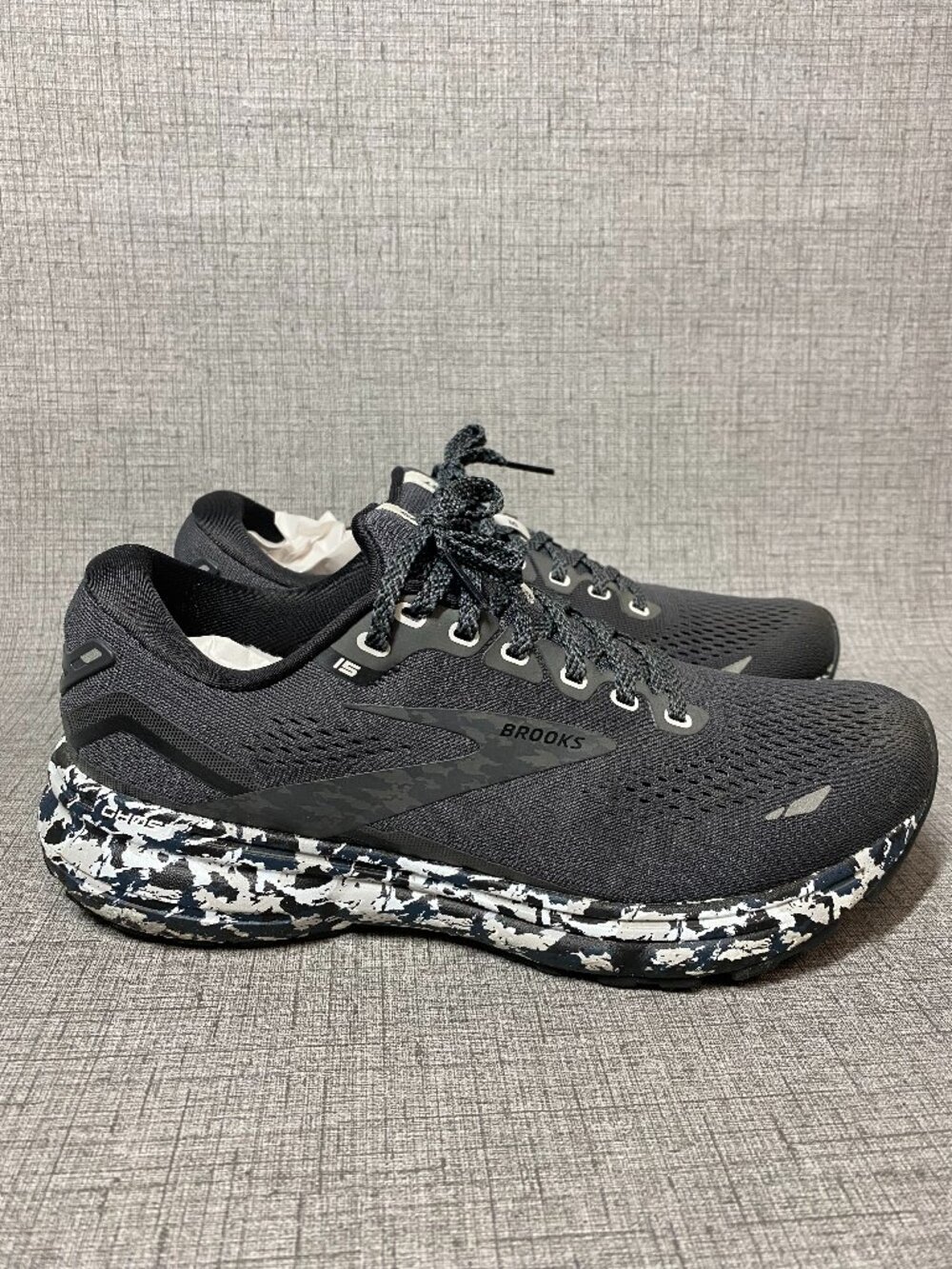 Brooks Ghost 15 Shoes 8.5B